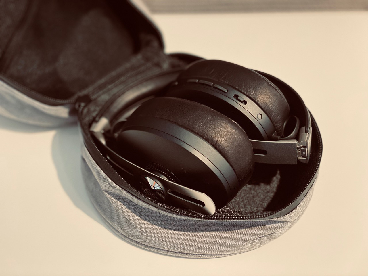 Sennheiser Momentum Wireless Over Ear 2019